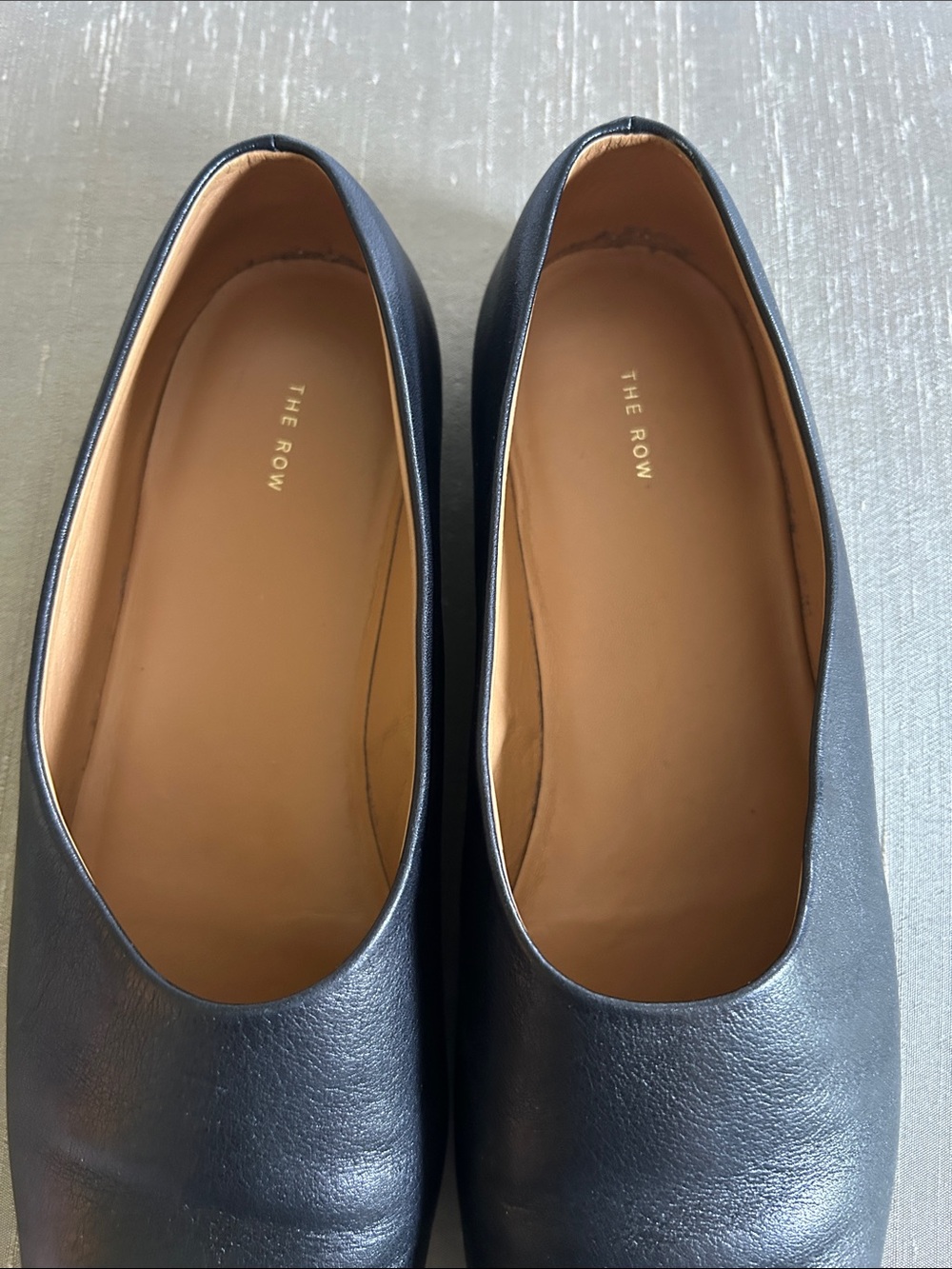The Row Black Leather Square-Toe Slip-On Flats Size 38 7 - Picture 3 of 9